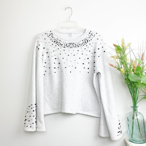 🦋 NORDSTROM BP Pearl Beaded Bell Sleeve Sweater Gray Small Casual Winter - Picture 2 of 6